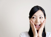 盲点！　頭皮のたるみが顔の老化を招く！